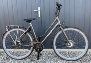 Als nieuw, Cortina Mozzo damesfiets nexus 8 h51 belt drive
